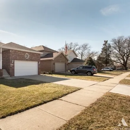 Image 3 - 99th Street, Oak Lawn, IL 60453, USA - House for sale