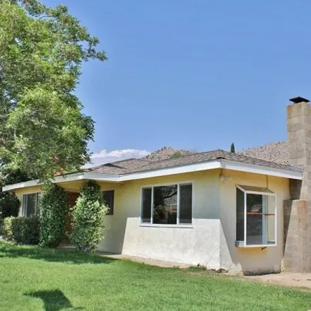 Buy this 3 bed house on Erskine Creek Road in Lake Isabella, Kern County