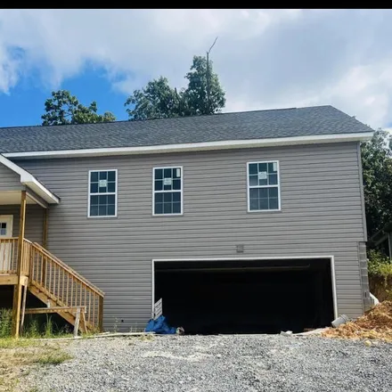 Buy this 4 bed house on 6799 Standifer Gap Road in Shallowford Hills, Chattanooga