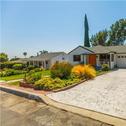 Rent this 3 bed house on Valley View Elementary in Brookhill Street, Glendale
