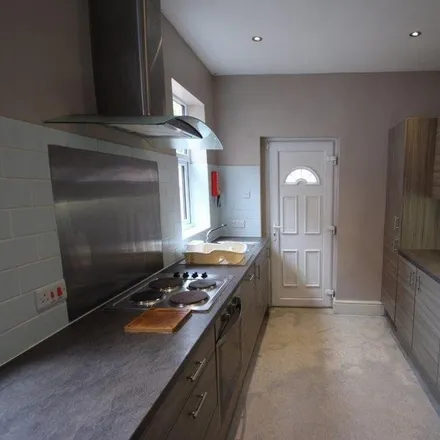 Rent this 4 bed townhouse on Stuart Street in Leicester, LE3 0DU