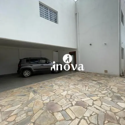 Buy this 5 bed house on Rua João Scussel in Parque das Américas, Uberaba - MG