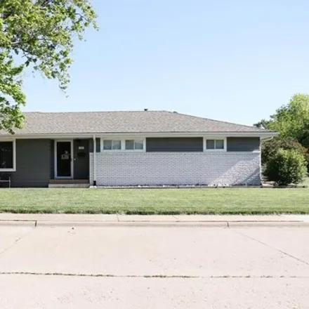Buy this 3 bed house on 2045 Quincy Court in Salina, KS 67401