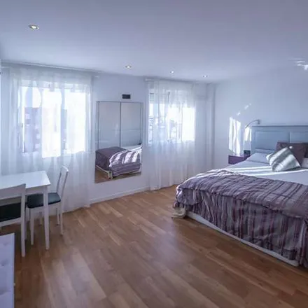 Image 6 - Carrer del Comte de Melito, 18, 46011 Valencia, Spain - Apartment for rent