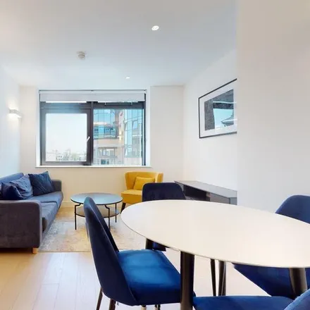 Image 1 - Great West Road, London, TW8 9GN, United Kingdom - Apartment for rent