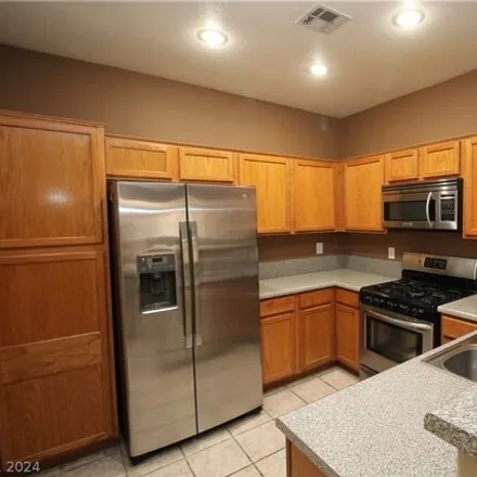 Image 6 - 1117 Scenic Crest Drive, Henderson, NV 89052, USA - House for rent