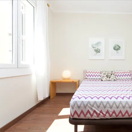Rent this 2 bed apartment on Farmàcia Chacón Puig in Guillermo Alfonso, Carrer de la Indústria