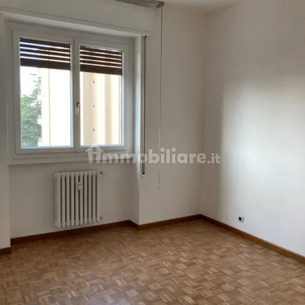 Image 2 - BPM, Viale Romagna 38, 20900 Monza MB, Italy - Apartment for rent