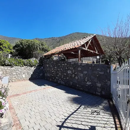 Buy this 5 bed house on Betanía 171 in Pudahuel, Chile