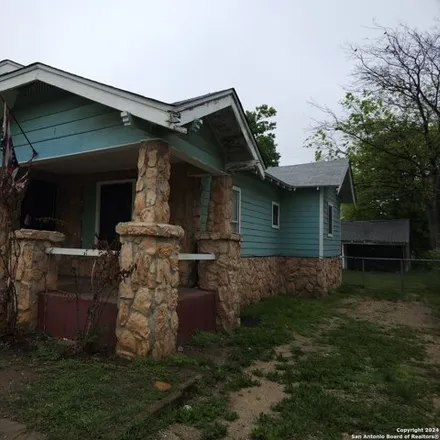 Image 4 - 1751 West Kings Highway, San Antonio, TX 78201, USA - House for sale