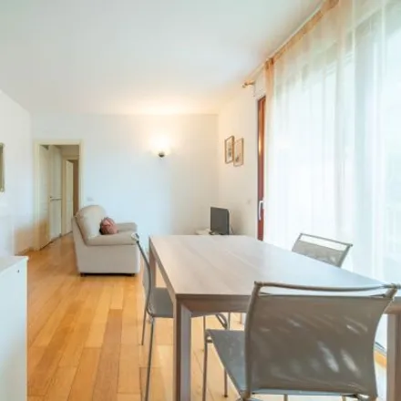 Image 2 - Via Bellinzona, 22026 Como CO, Italy - Apartment for rent