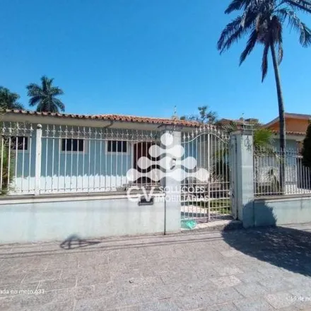 Rent this 4 bed house on unnamed road in Centro, Sumaré - SP