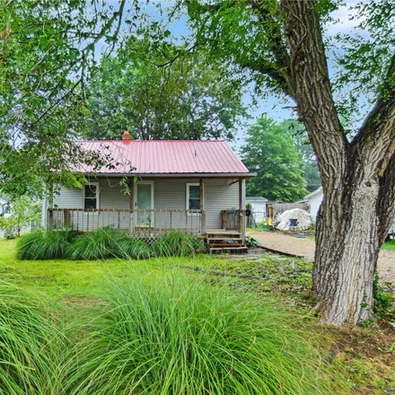 Buy this 3 bed house on 603 Sarah Street in Sullivan, MO 63080