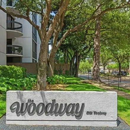 Buy this 3 bed condo on 5001 Woodway Drive in Houston, TX 77056
