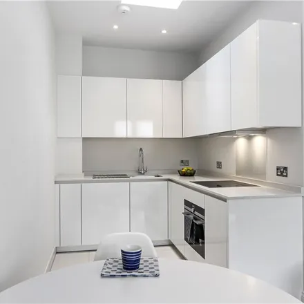 Rent this 1 bed apartment on 8 Egerton Gardens Mews in London, SW3 2EH