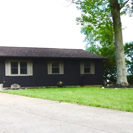 Buy this 5 bed house on 2782 East Evergreen Drive in Kosciusko County, IN 46582