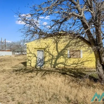 Buy this 2 bed house on 898 East Jefferson Avenue in Lovington, NM 88260
