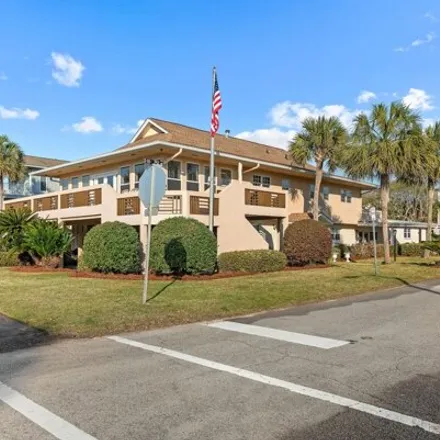 Image 1 - 1 7th Avenue, Isle of Palms, Charleston County, SC 29451, USA - House for sale
