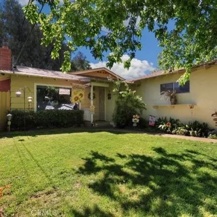 Buy this 3 bed house on 1118 Elm Ave in Beaumont, California