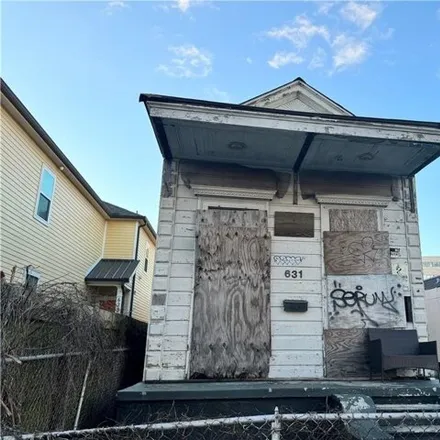 Buy this 2 bed house on 631 South Lopez Street in New Orleans, LA 70119