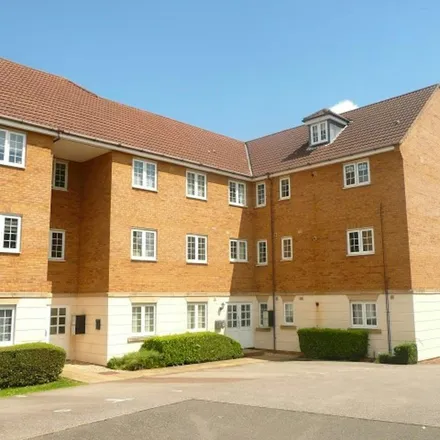 Rent this 2 bed apartment on Stone Close in Wellingborough, NN8 4HD