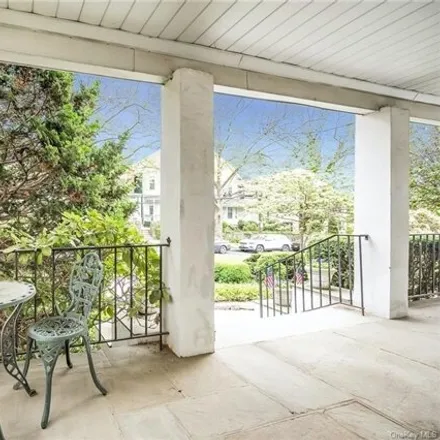 Image 3 - 91 Parkway Road, Village of Bronxville, NY 10708, USA - Apartment for rent