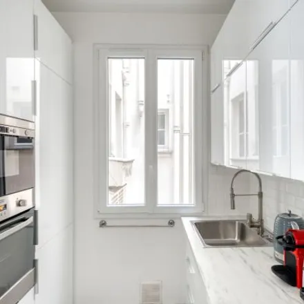 Image 7 - Agence Immobilière Trocadéro, Rue des Belles Feuilles, 75116 Paris, France - Apartment for rent