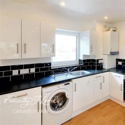 Image 3 - 1 Wellspring Close, Bromley-by-Bow, London, E14 6FB, United Kingdom - Apartment for rent