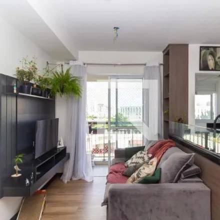 Rent this 3 bed apartment on Banco24Horas in Rua Glicério, Glicério