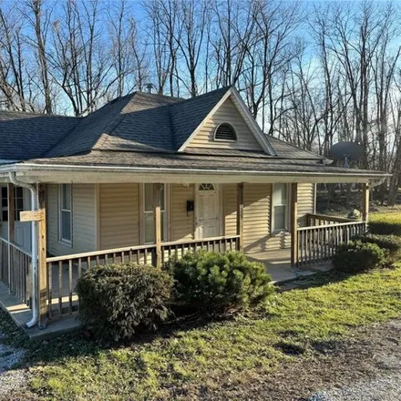 Image 2 - 2903 Market Street, Oakwood, Hannibal, MO 63401, USA - House for sale