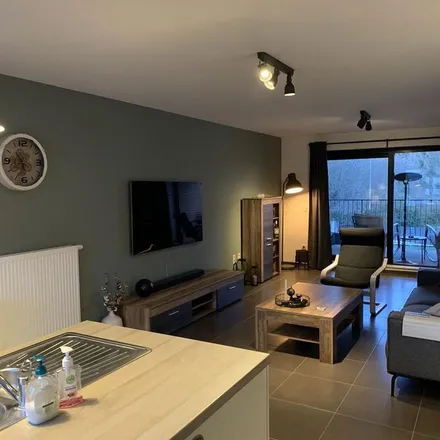 Rent this 2 bed apartment on Breeërsteenweg 280 in 3640 Kinrooi, Belgium