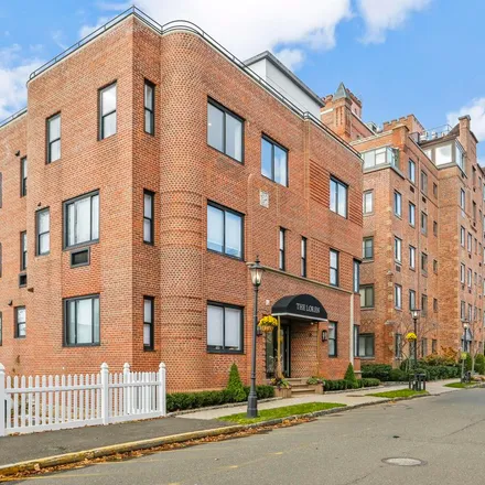 Rent this 2 bed apartment on 9 Lafayette Court in Greenwich, CT 06830