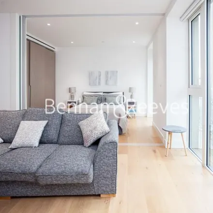 Image 9 - Ariel House, 144 Vaughan Way, London, E1W 2AG, United Kingdom - Apartment for rent