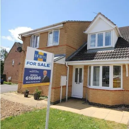Buy this 3 bed townhouse on Ryngwell Close in Brixworth, NN6 9XG