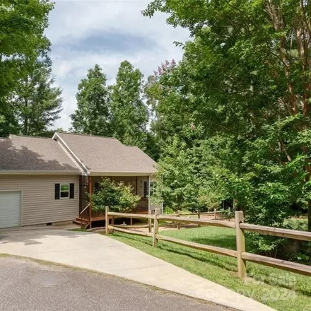 Buy this 3 bed house on 138 Lone Eagle Ln in Hendersonville, North Carolina