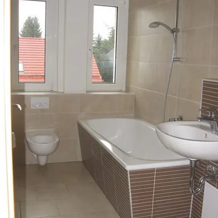 Rent this 3 bed apartment on Am Wall 13 in 04442 Zwenkau, Germany