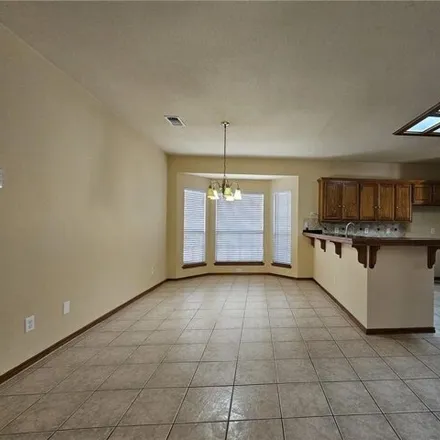 Image 6 - 7140 North Cynthia Street, McAllen, TX 78504, USA - House for sale