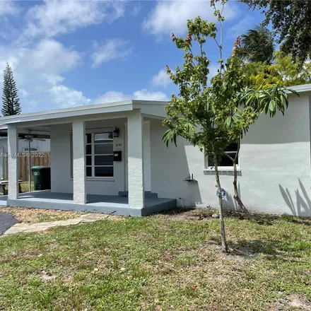 Buy this 2 bed house on 201 Northeast 48th Street in Brentwood Estates, Broward County