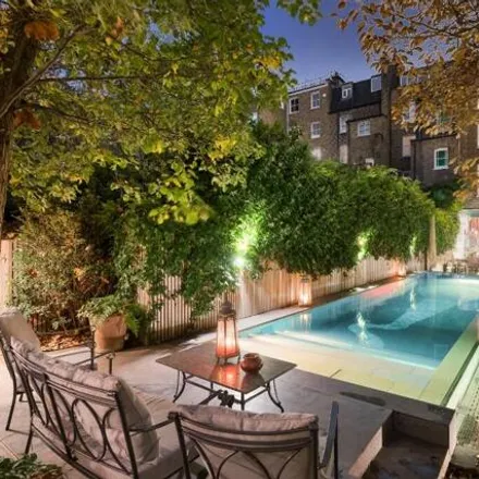 Buy this 6 bed house on 42 Oakley Street in London, SW3 5HX