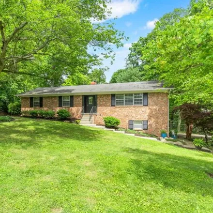 Buy this 4 bed house on 932 Burning Trail Northwest in Westavia Woods, Knoxville