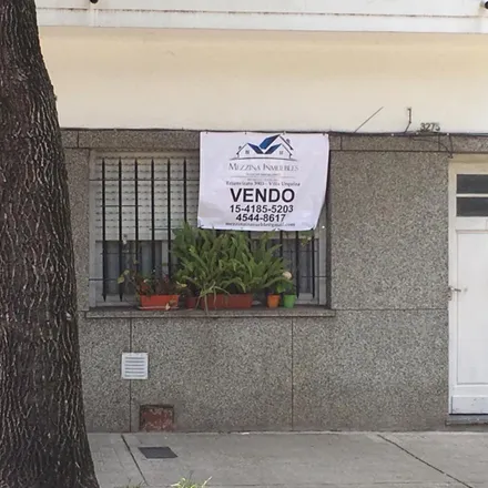 Buy this studio apartment on Tronador 3281 in Coghlan, C1430 APA Buenos Aires