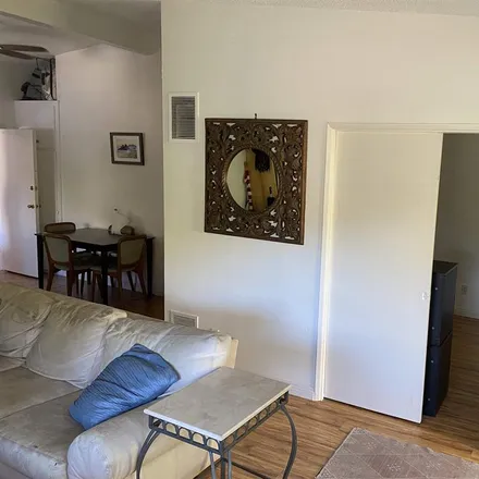 Image 2 - Hill Place North, Santa Monica, CA 90405, USA - Room for rent