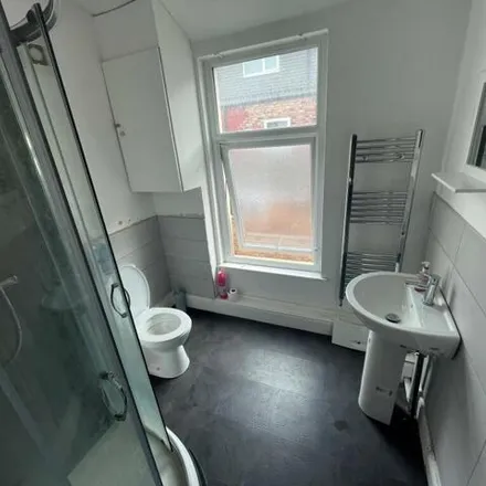 Image 5 - Salisbury Road, Liverpool, L15 1HW, United Kingdom - House for rent