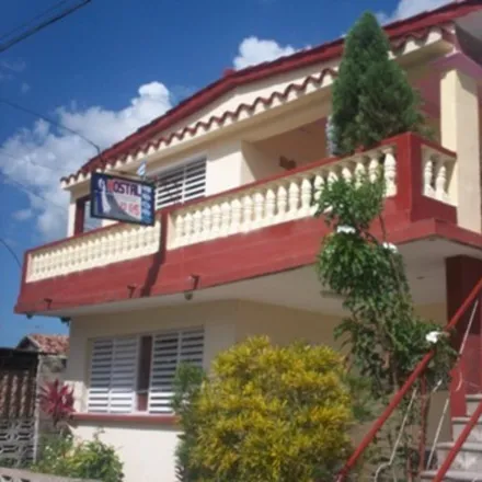 Rent this 2 bed house on Yaguajay in La Loma, CU