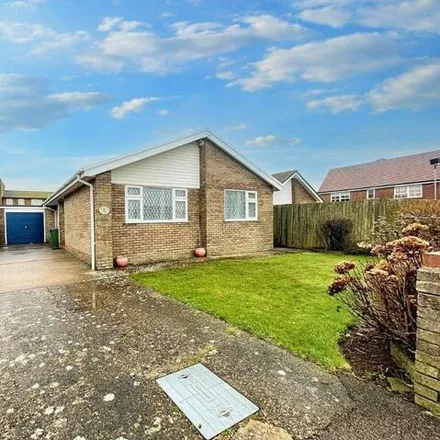 Buy this 3 bed house on Firle Road in Peacehaven, BN10 8DB
