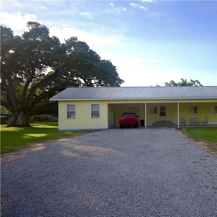 Buy this 1 bed house on 776 North Preston Street in Marksville, LA 71351