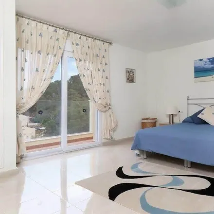 Rent this 3 bed house on Hotel La Manga Club Príncipe Felipe in RM-314, 30389 Cartagena