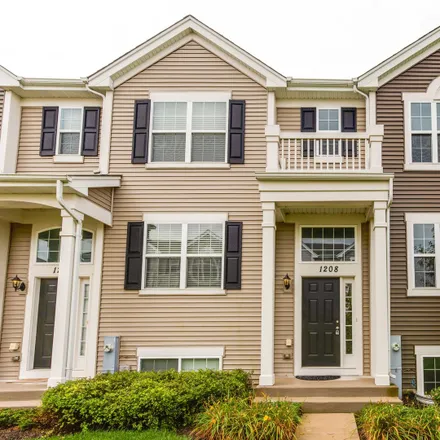 Buy this 3 bed townhouse on 1208 Alta Vista Drive in Pingree Grove, Rutland Township