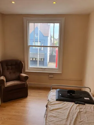 Rent this 2 bed apartment on 149 Uxbridge Road in London, W13 9AU