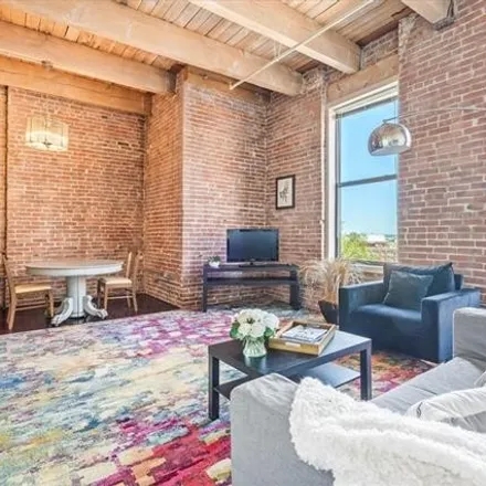 Buy this 1 bed loft on 600 Central in 600 Central Street, Downtown Kansas City